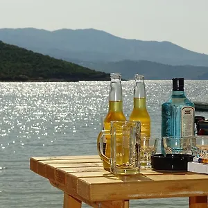 Guest house Reni Risi, Ksamil